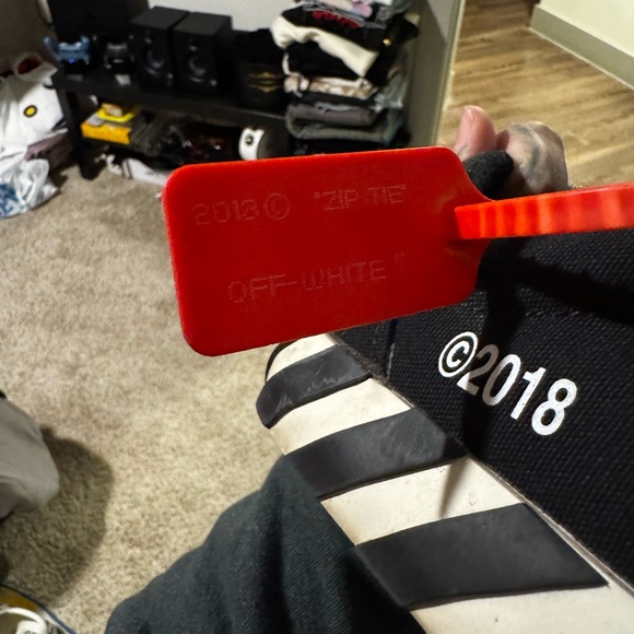 Off-White Vans - Picture 2 of 5